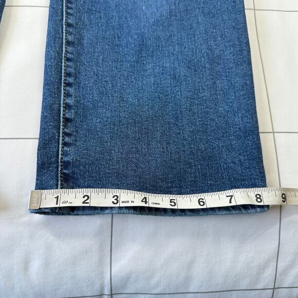 Levi's Blue Straight Leg Women's Jeans - Picture 14 of 14